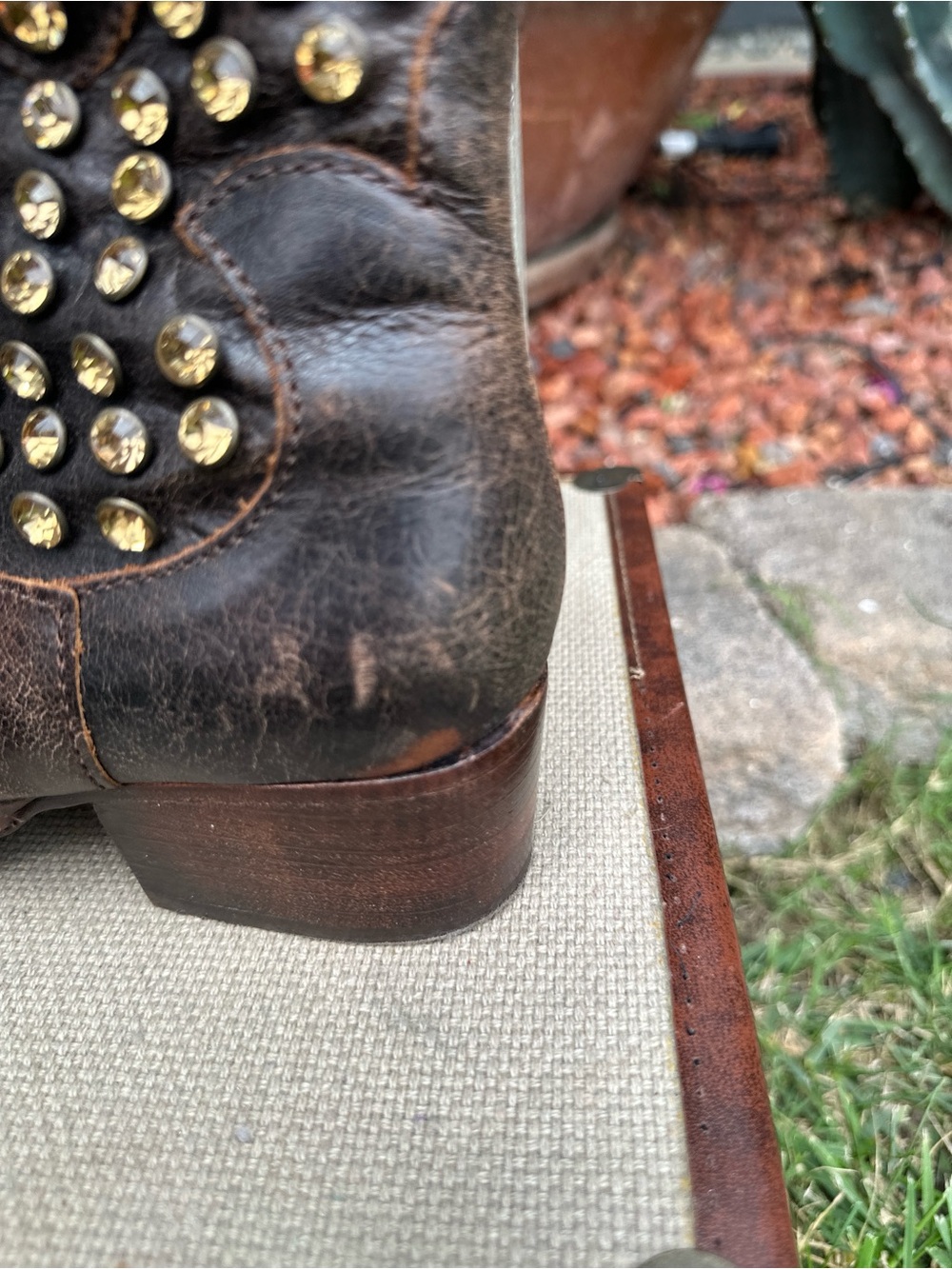 Patrón Studded Brown Leather Western Boots - Picture 9 of 15